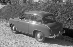 A Lloyd LP 600 Limousine, Germany 1950s. A Lloyd LP 600 Limousine, Germany 1950s.